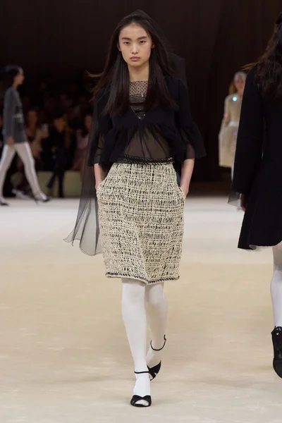 Look 23